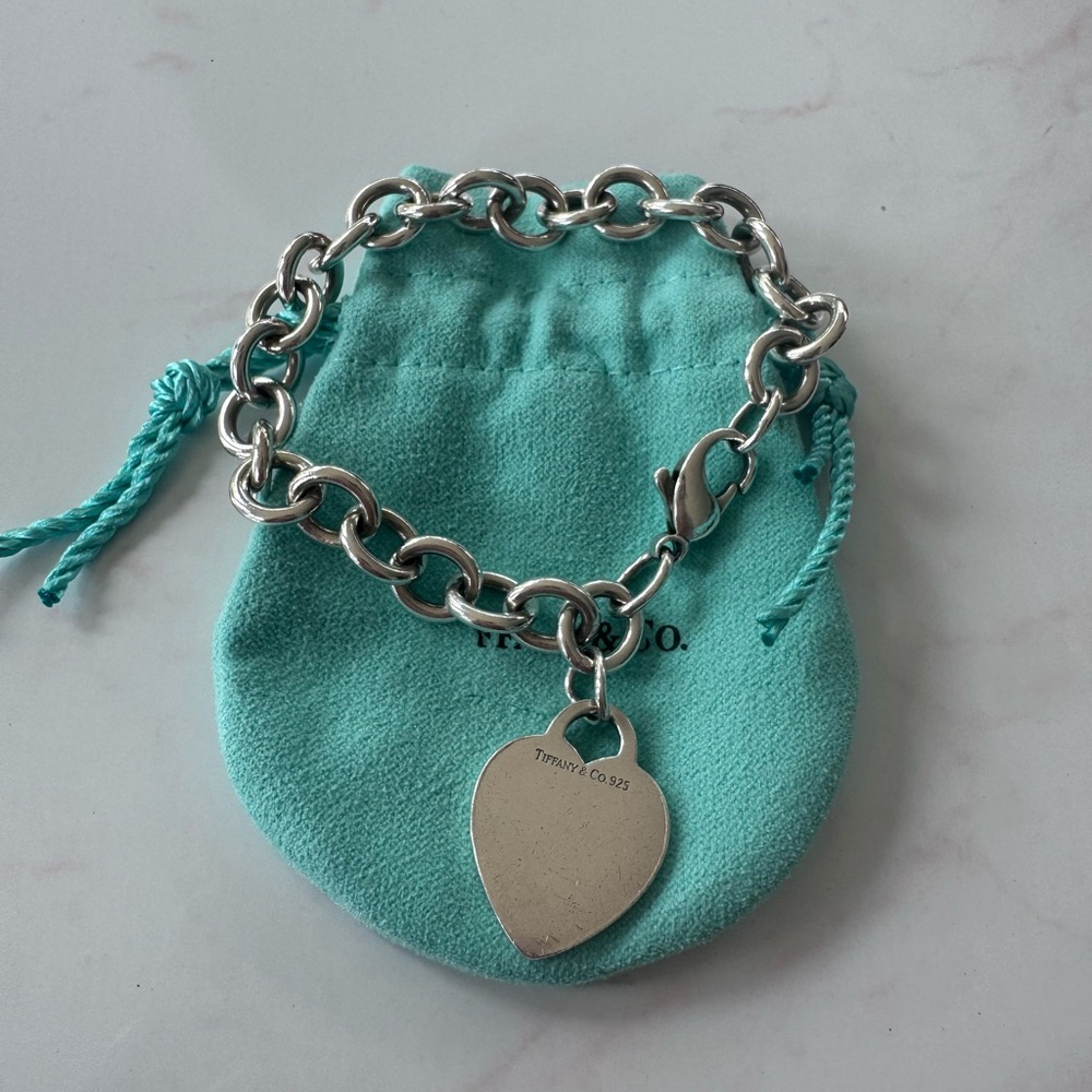 Tiffany & Co. heart bracelet - Picture 2 of 4